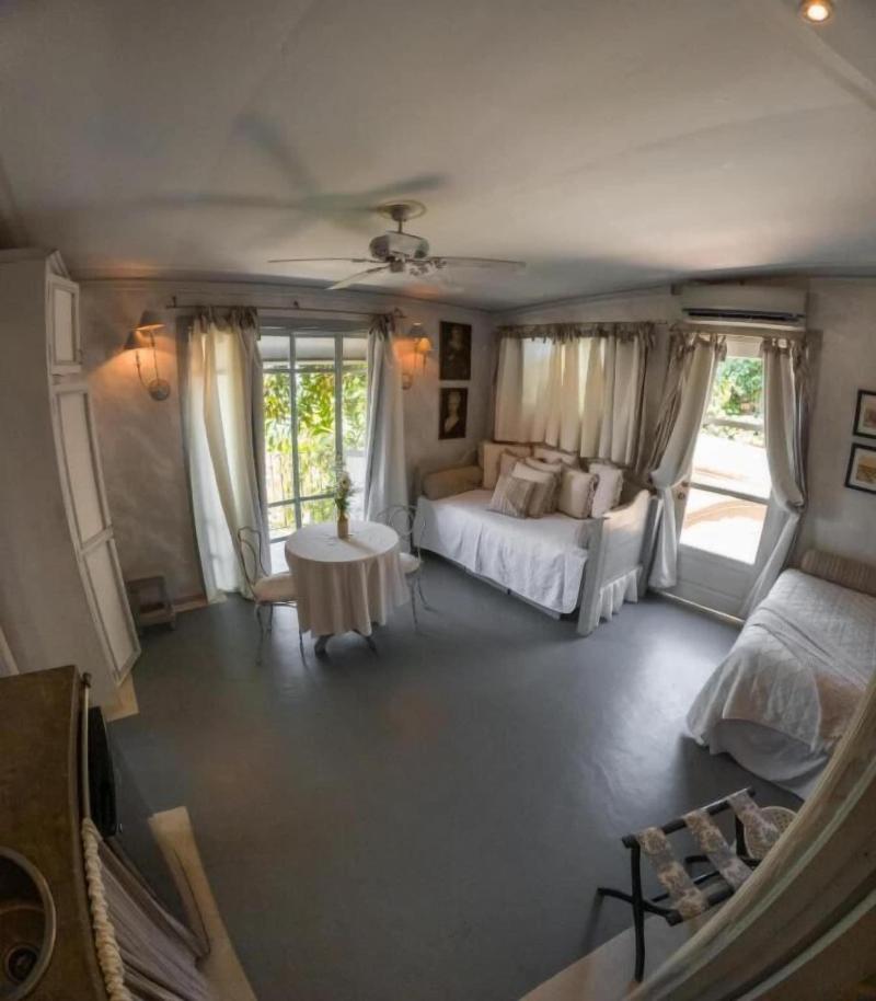 Villa Caprichosa image