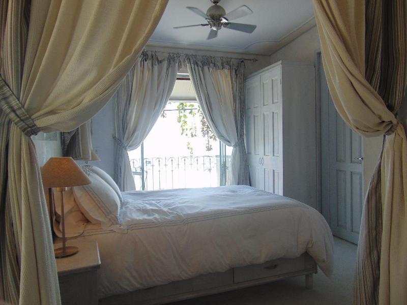 Villa Caprichosa image