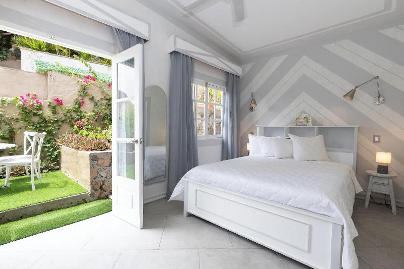 Villa Caprichosa image