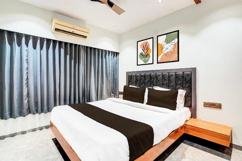 Hotel Relax Inn image