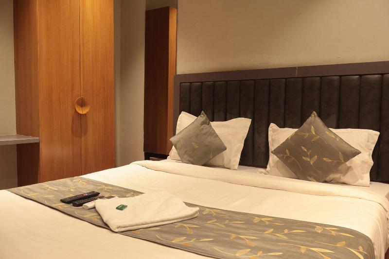 Hotel Relax Inn image