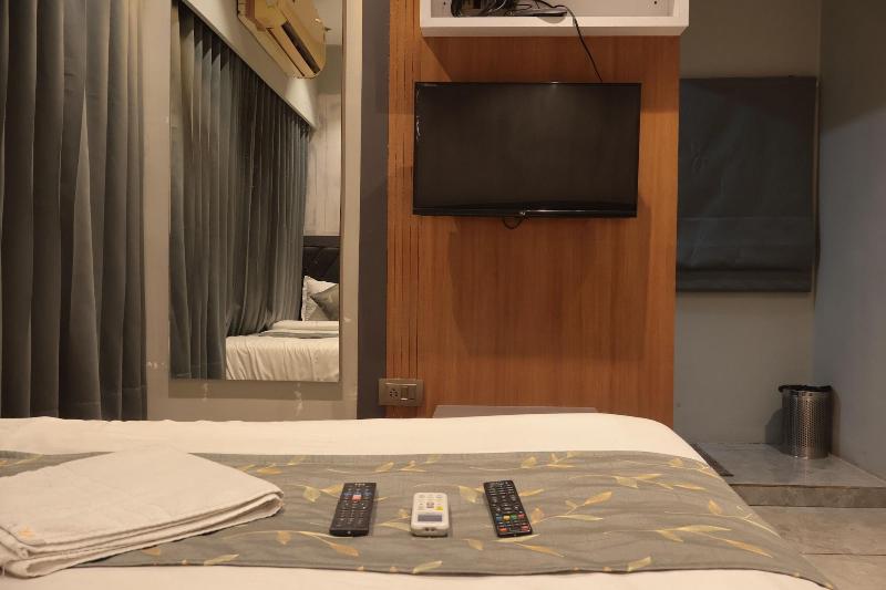 Hotel Relax Inn image