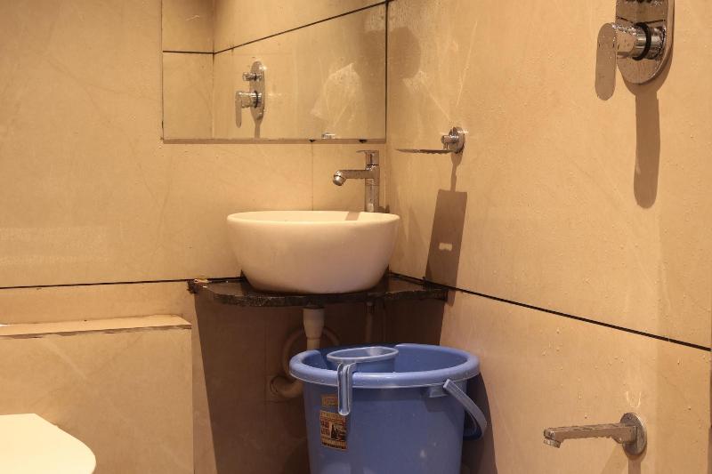 Hotel Relax Inn image