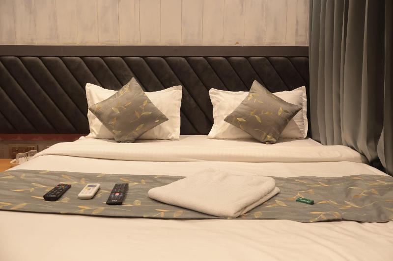 Hotel Relax Inn image
