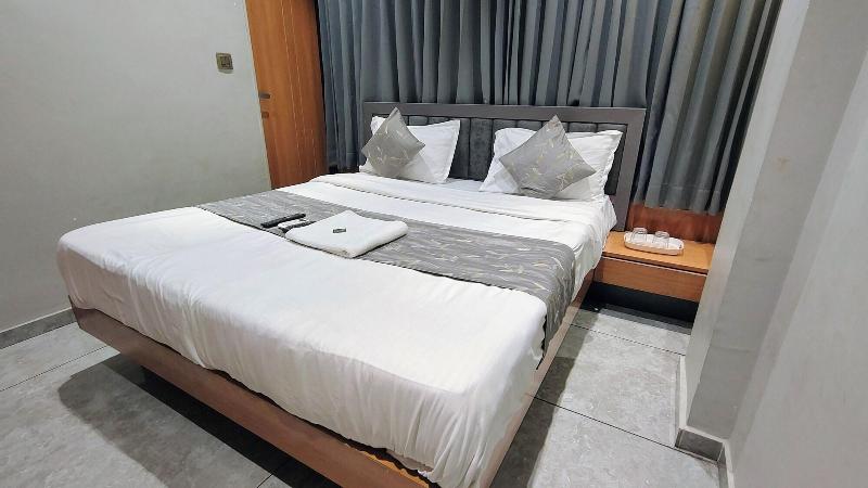 Hotel Relax Inn image