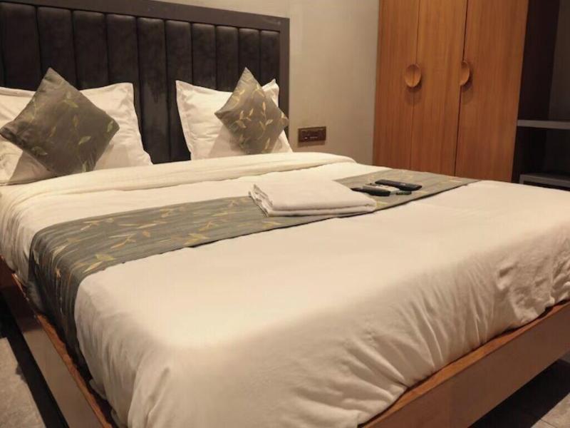 Hotel Relax Inn image