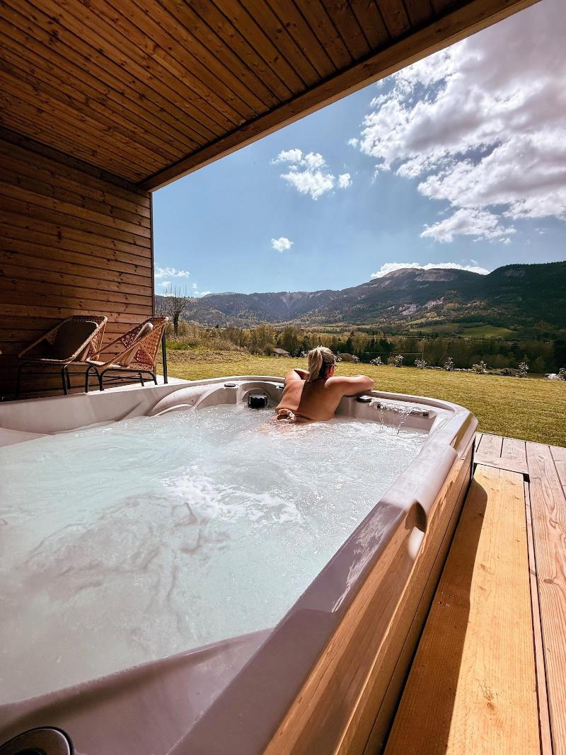 Charda Spa image