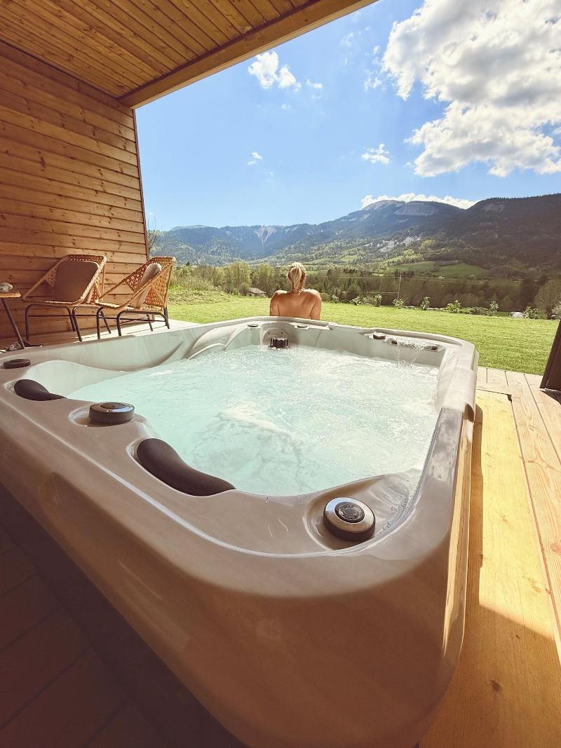 Charda Spa image