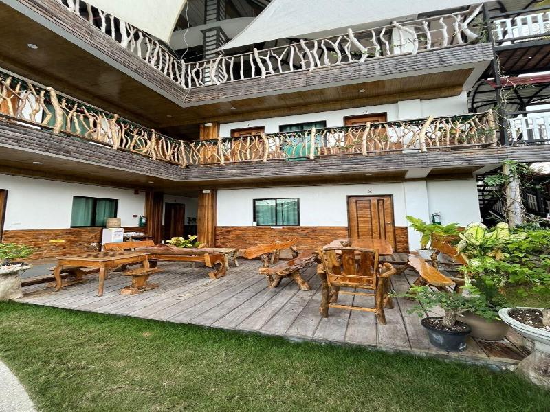 The Hat Trick Hostel image