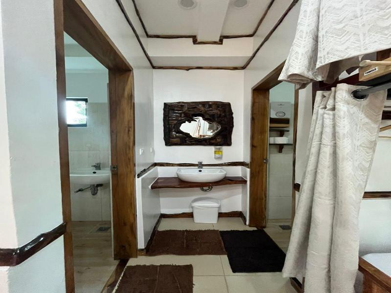 The Hat Trick Hostel image