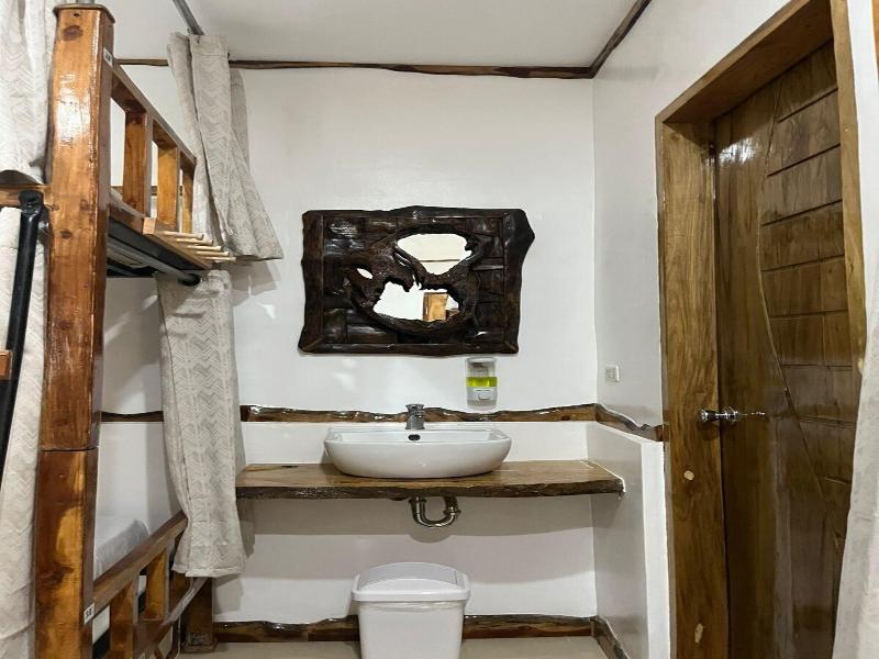 The Hat Trick Hostel image