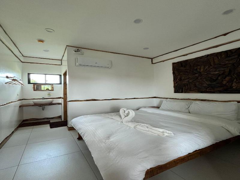 The Hat Trick Hostel image