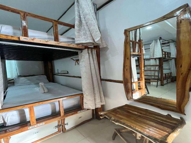 The Hat Trick Hostel image
