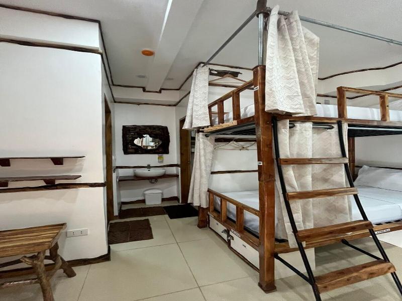 The Hat Trick Hostel image