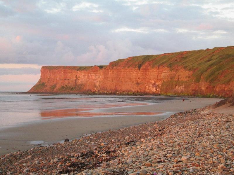 Victorian Beach House In Saltburn By The Sea image