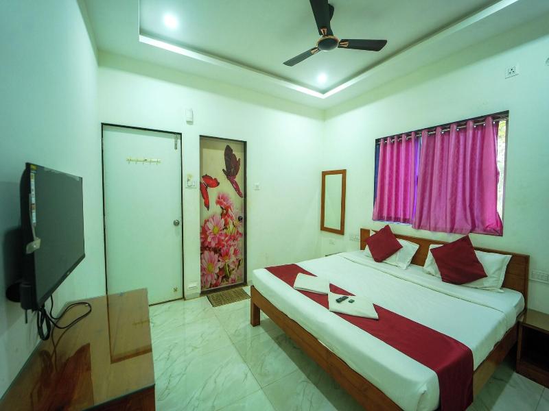 Green Heaven River Side Resort And Villa image