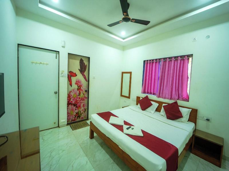 Green Heaven River Side Resort And Villa image