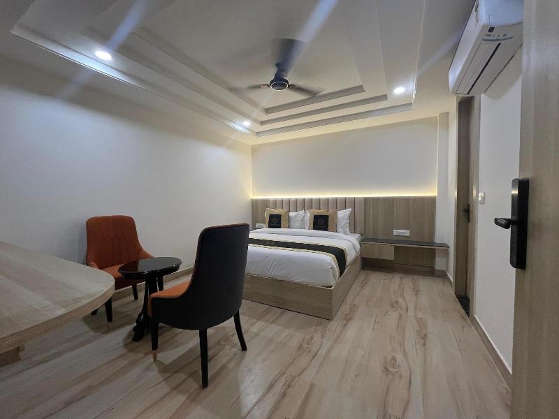 Foxoso Venue Hotel Delhi Airport image