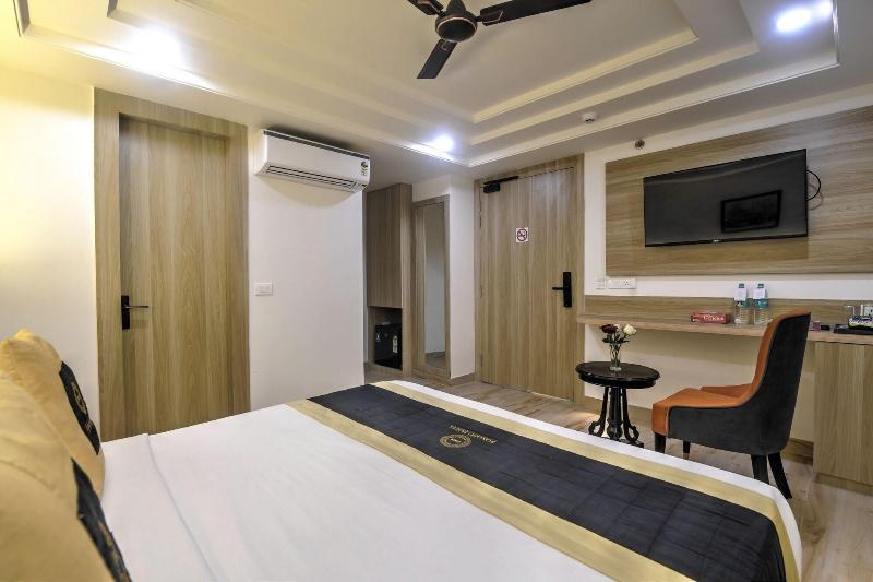Foxoso Venue Hotel Delhi Airport image