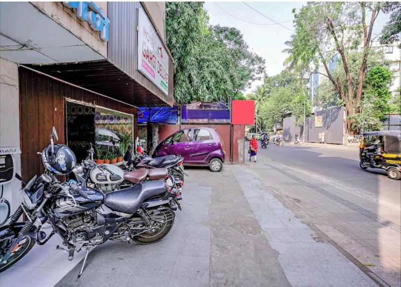 Hotel Gargi Deluxe image
