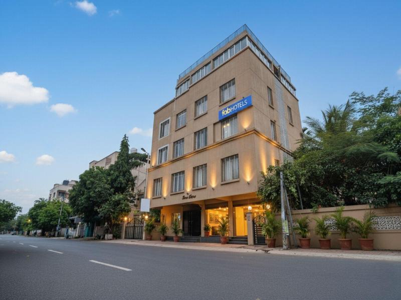 Fabhotel Shree Haree Residency image
