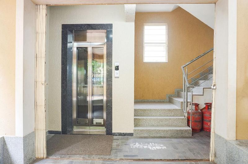 Fabhotel Shree Haree Residency image