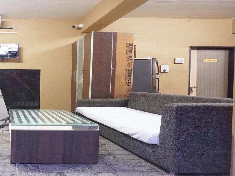Fabhotel Shree Haree Residency image