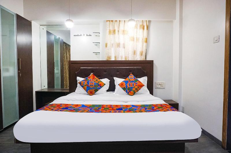 Fabhotel Shree Haree Residency image