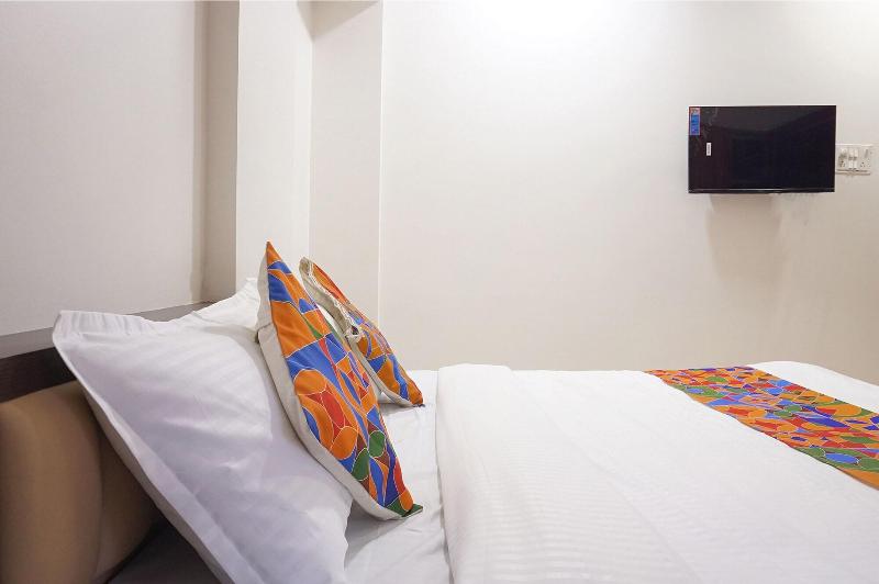 Fabhotel Shree Haree Residency image