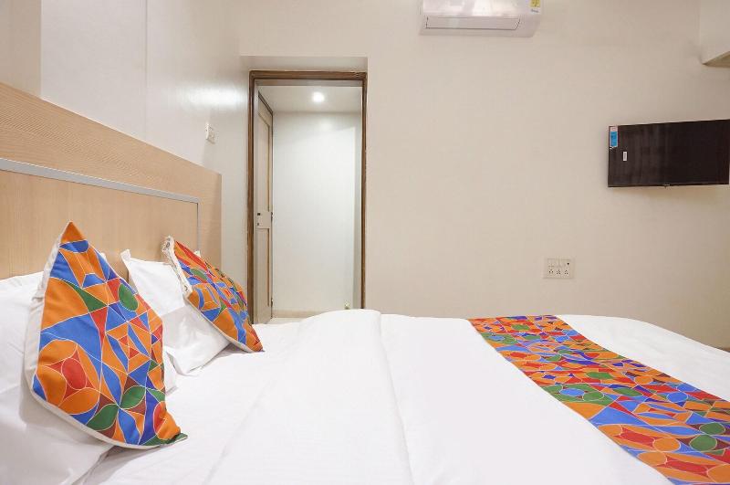 Fabhotel Shree Haree Residency image
