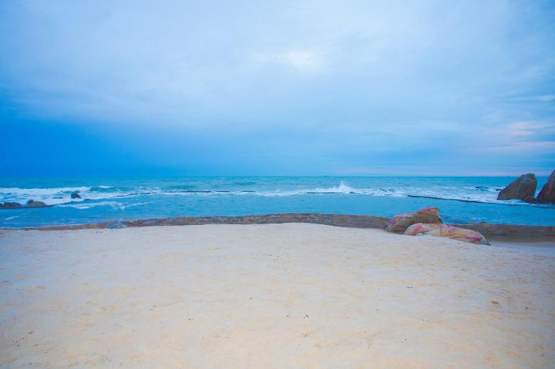Adora Bay Ke Ga Beach Resort image