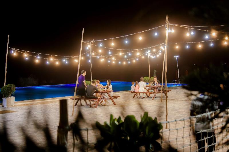 Adora Bay Ke Ga Beach Resort image