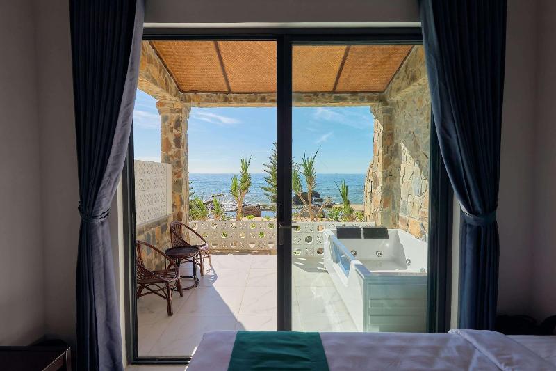 Adora Bay Ke Ga Beach Resort image
