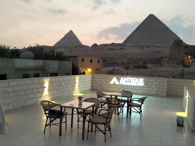 Antique Pyramids Inn image