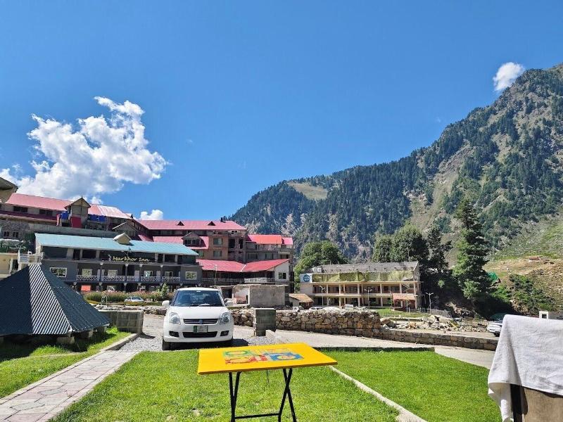 Markhor Inn image