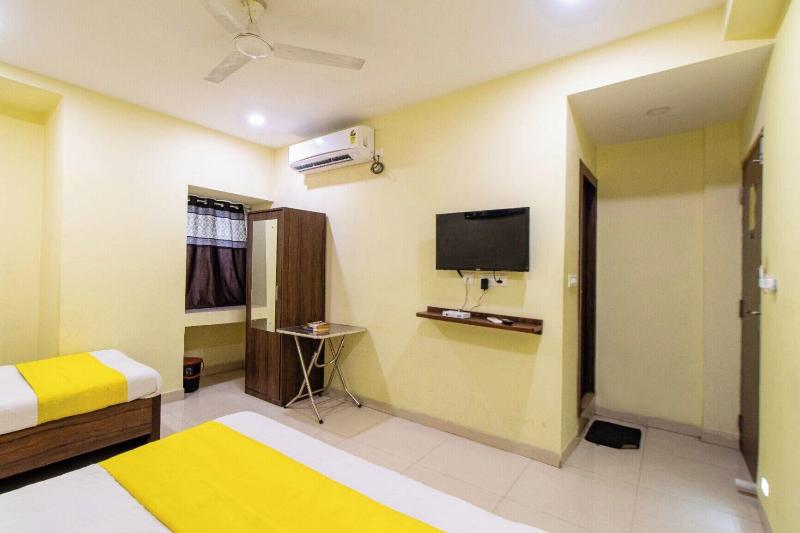 Hotel Park Central image