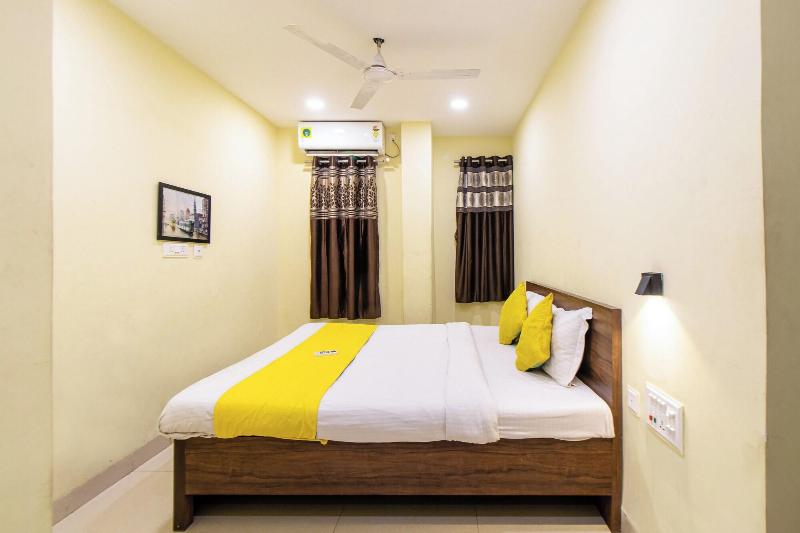 Hotel Park Central image