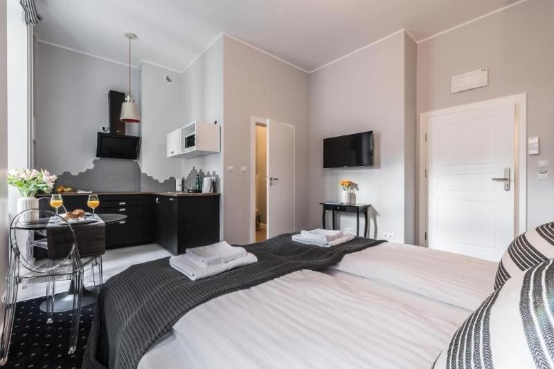Serenity Residence image