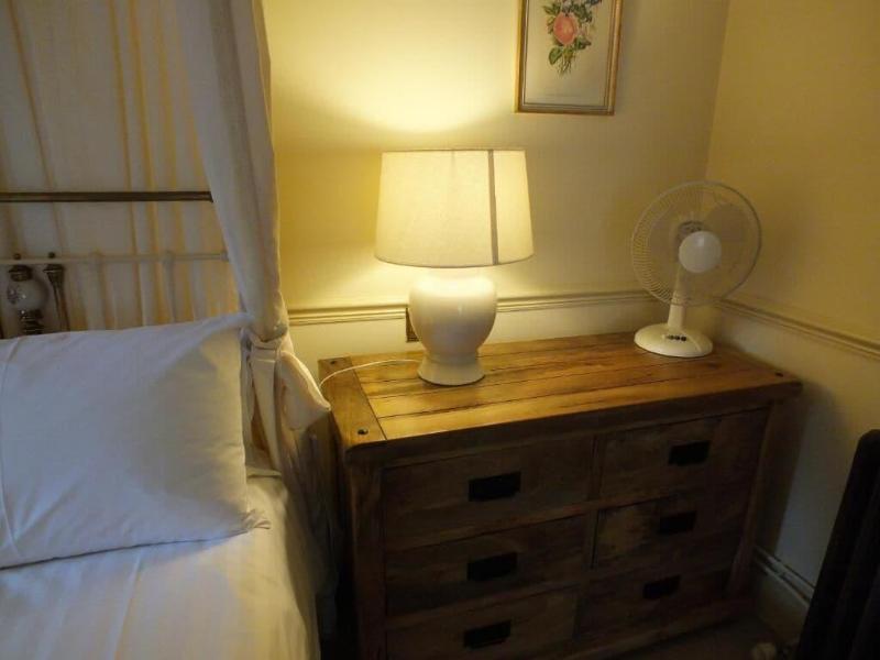 Abingplough House image