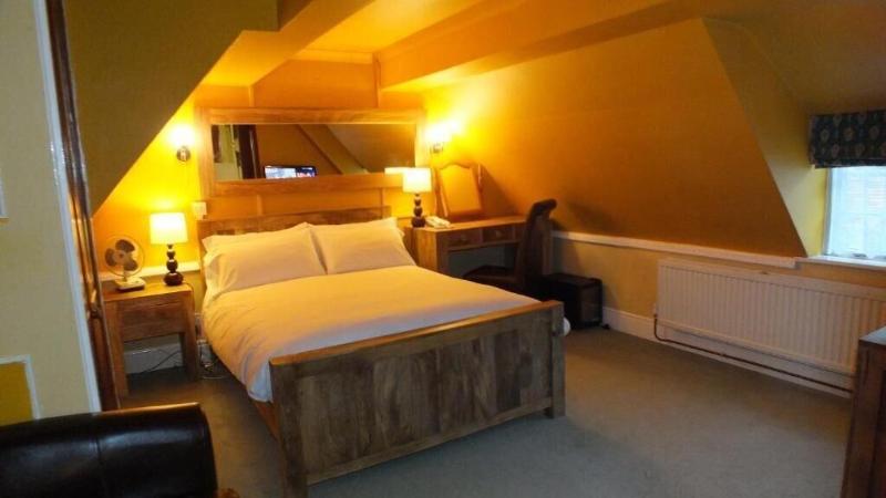 Abingplough House image