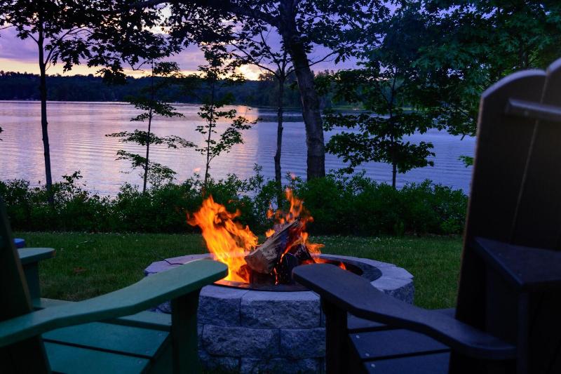 Wolf Cove Inn