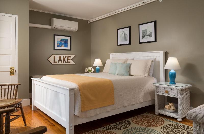 Wolf Cove Inn — photo 42