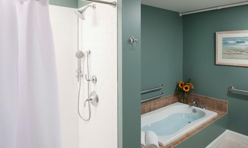 Wolf Cove Inn — photo 13