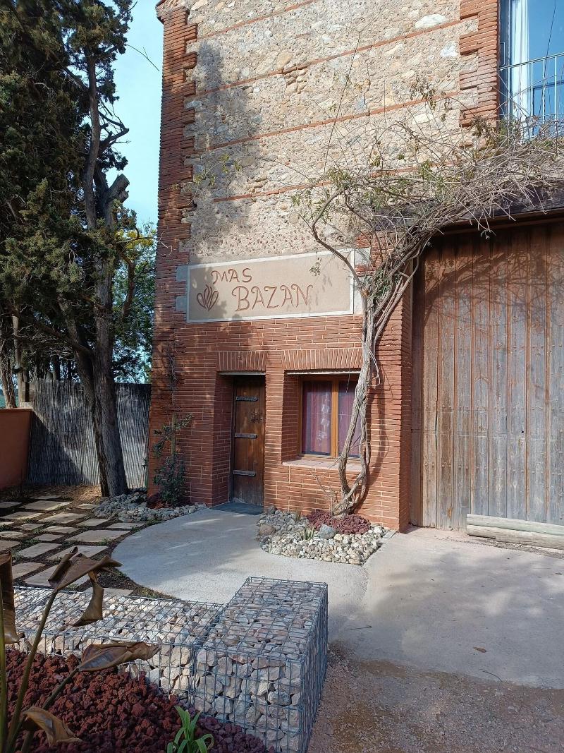 Domaine Mas Bazan image