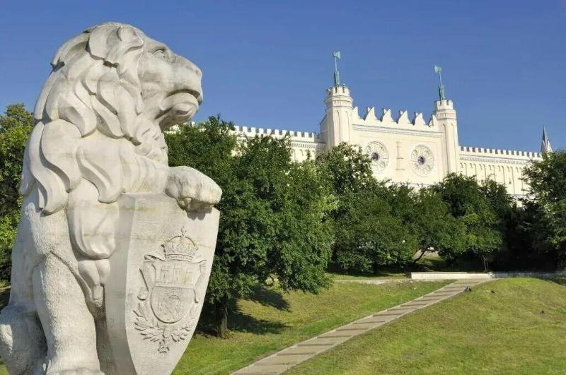 Dom Na Podwalu Lublin image