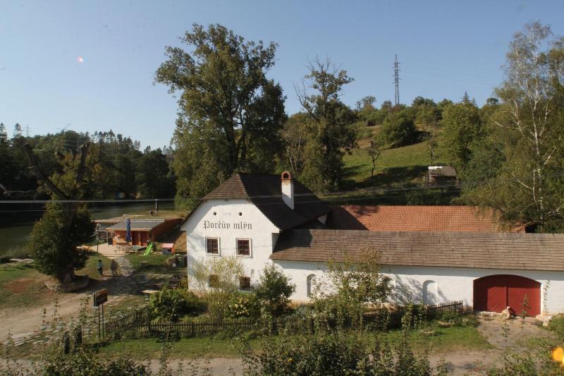 Porcuv Mlyn image