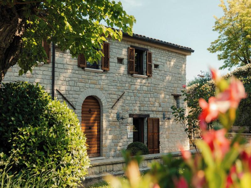 Le Fontanelle Country House image