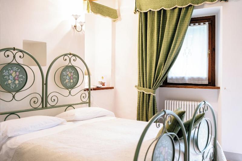 Le Fontanelle Country House image