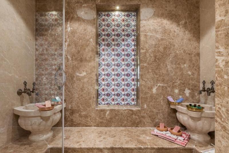 Lord Morgan Exclusive Design Cihangir image