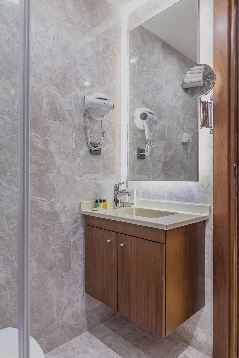 Lord Morgan Exclusive Design Cihangir image